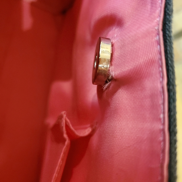 Kate Spade Tote with Pink Lining - Picture 6 of 8